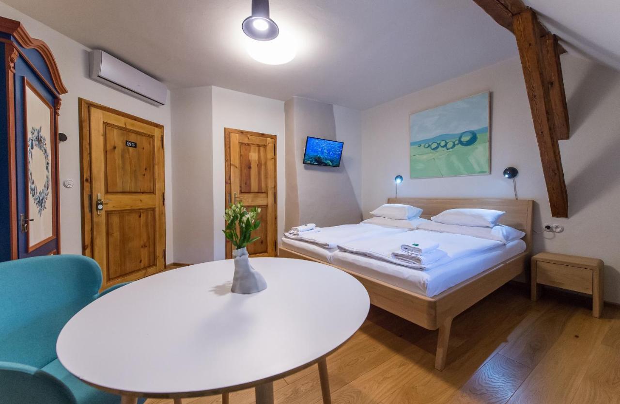 Alt Straninger Hotel Cesky Krumlov Luaran gambar